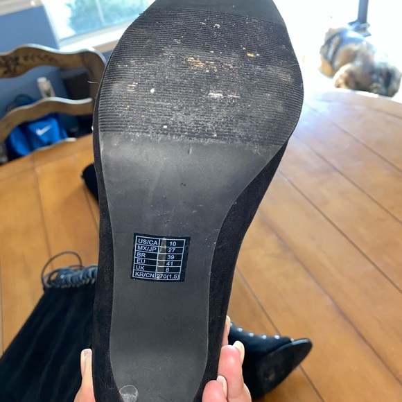 Sexy lace up, suede, open toe thigh-high boots. Thick-thigh friendly. Size 10. - Picture 3 of 6